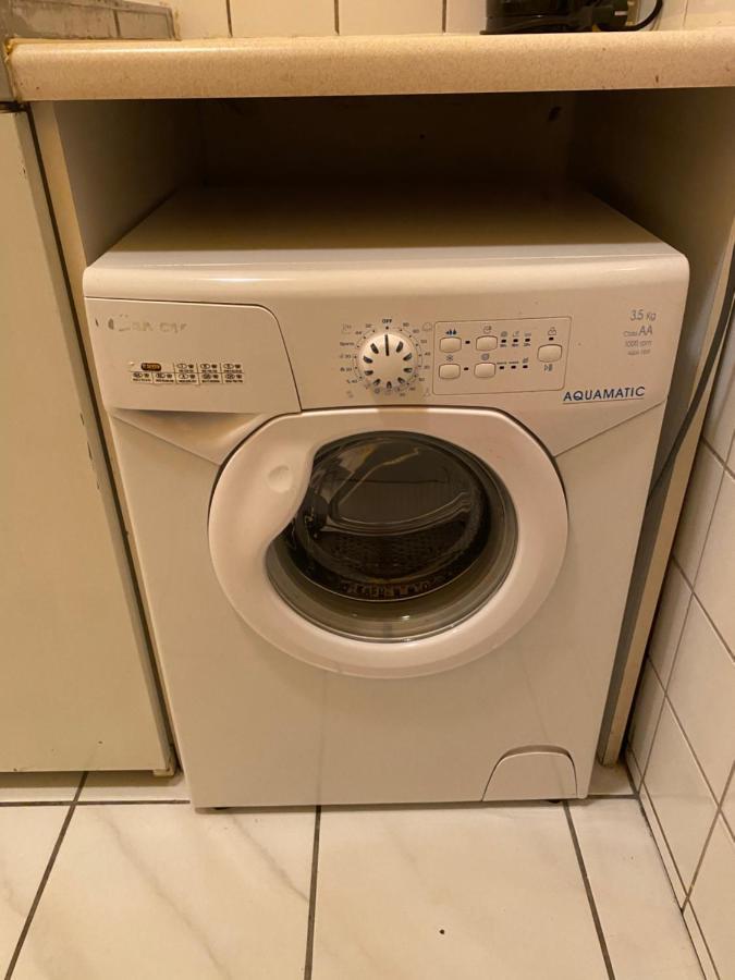 Appartement Pension 700M Zum Ring Wien Eksteriør bilde