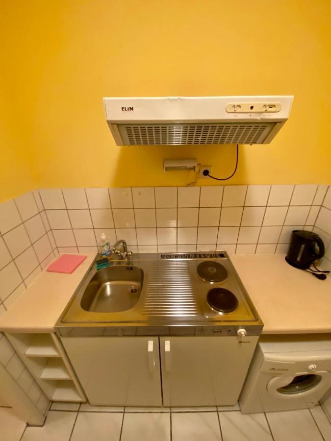 Appartement Pension 700M Zum Ring Wien Eksteriør bilde